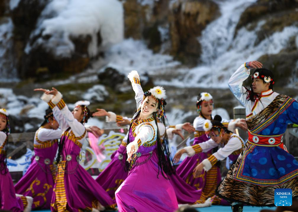 Intl tourism festival featuring frozen waterfalls opens at Jiuzhaigou National Park(图4)