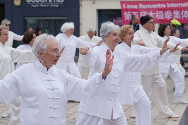 Study: Tai chi better than aerobic exercise in controlling hypertension(图1)