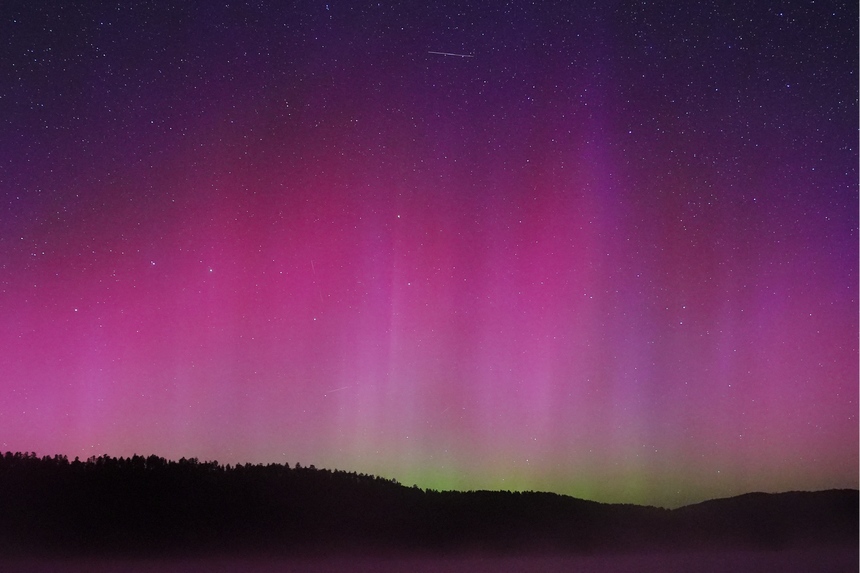 Stunning aurora illuminates Chinas northernmost city(图2)